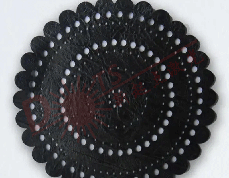 Laser cutting machine